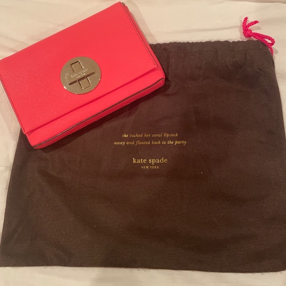 kate spade Handbags - Brand NEW Authentic Kate Spade Crossbody Bag